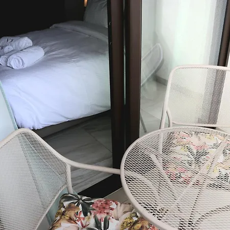 Veranda 8 Three Bedrooms Big Sun Terrace & Jacuzzi Limassol