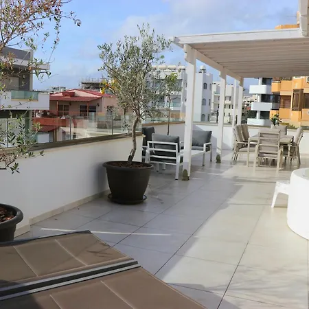 Apartman Veranda 8 Three Bedrooms Big Sun Terrace & Jacuzzi Limassol